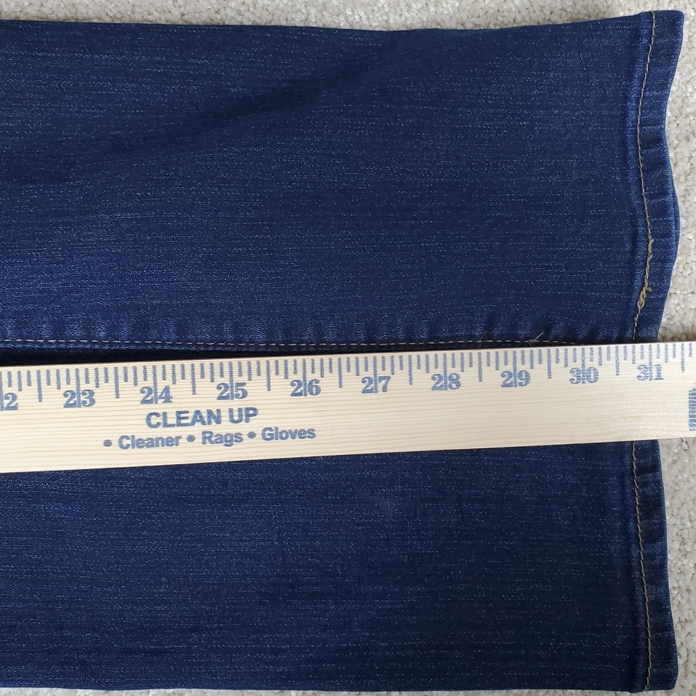 Levis Strauss Signature Women's Jeans Size 24M Mid Rise Boot Cut SeeMeasurements - Picture 9 of 16